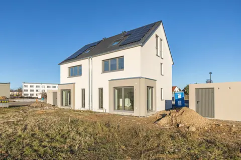 Erstbezug-Doppelhaushälfte mit bestem Energielevel in Taucha